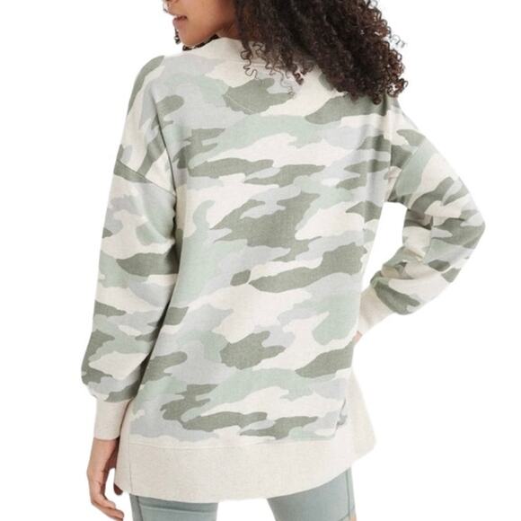 Aerie OVERSIZED Side Split Crew Neck Sweatshirt Desert Green Camo NEW Size XS - Picture 7 of 7